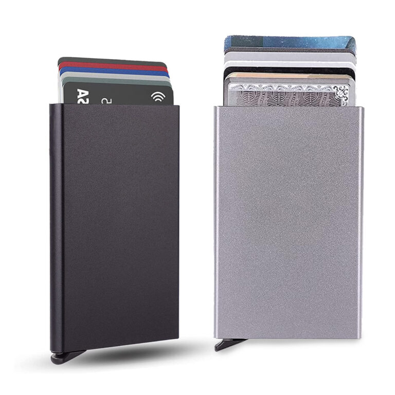 ארנק קטן לכרטיסי אשראי בשלוף. ארנק לכרטיסי אשראי מאלומיניום עם פטנט לשליפה מדורגת ונוחה. אבטחת RFID מפני גניבת פרטי אשראי. פורטמן איל מוצרי פרסום ומתנות