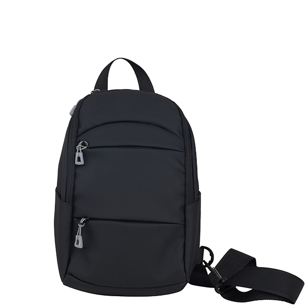 תיק צד "סלינג" יוקרתי, תיק "סלינג" אלכסוני משלב בין מראה אורבני לבין נוחות שימוש חסרת פשרות, מה שהופך אותו למתנה מושלמת וממותגת לעובדים וללקוחות.