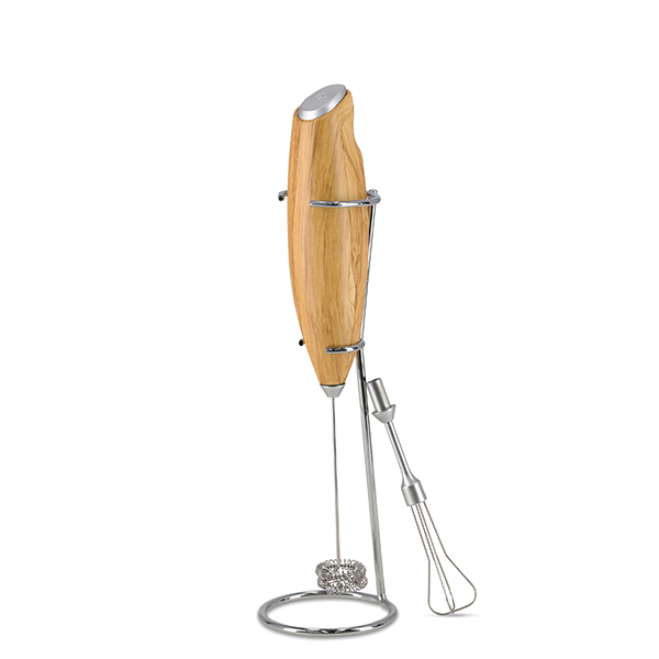 מקציף חלב חשמלי בעיצוב עץ יוקרתי בעיצוב אלגנטי בגימור דמוי עץ, המעניק מגע חם ומודרני לכל מטבח.